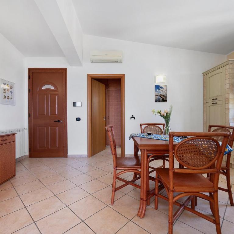 Casa Onda Azzurra - Appartamento Deluxe con 2 Camere da Letto e Vista Oceano - 4