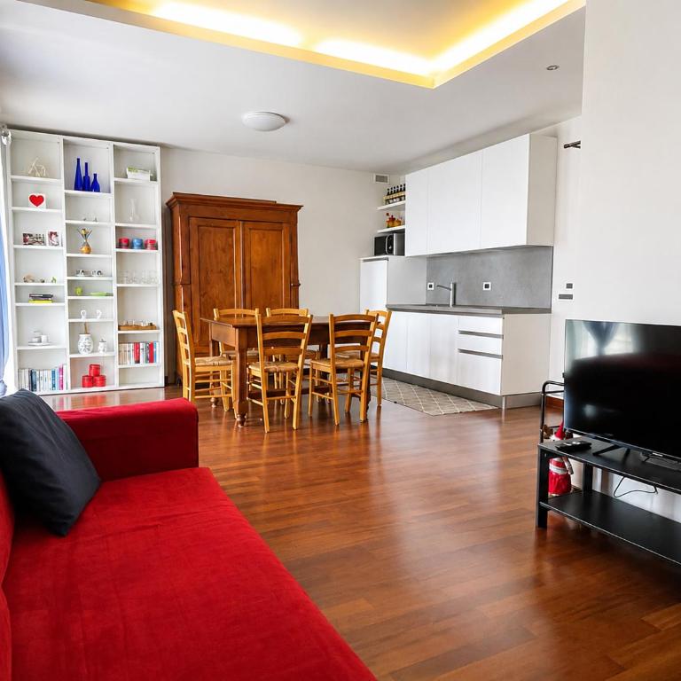 Riverside apartment - Two-Bedroom Apartment with River View - 1