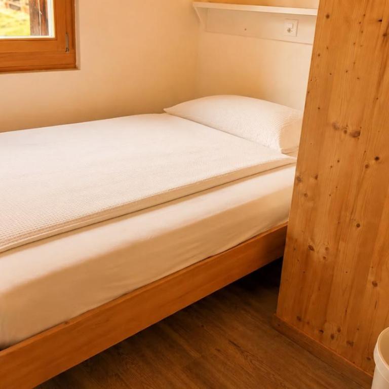 Sportchalet Mürren - Einzelzimmer mit eigenem Bad - 5