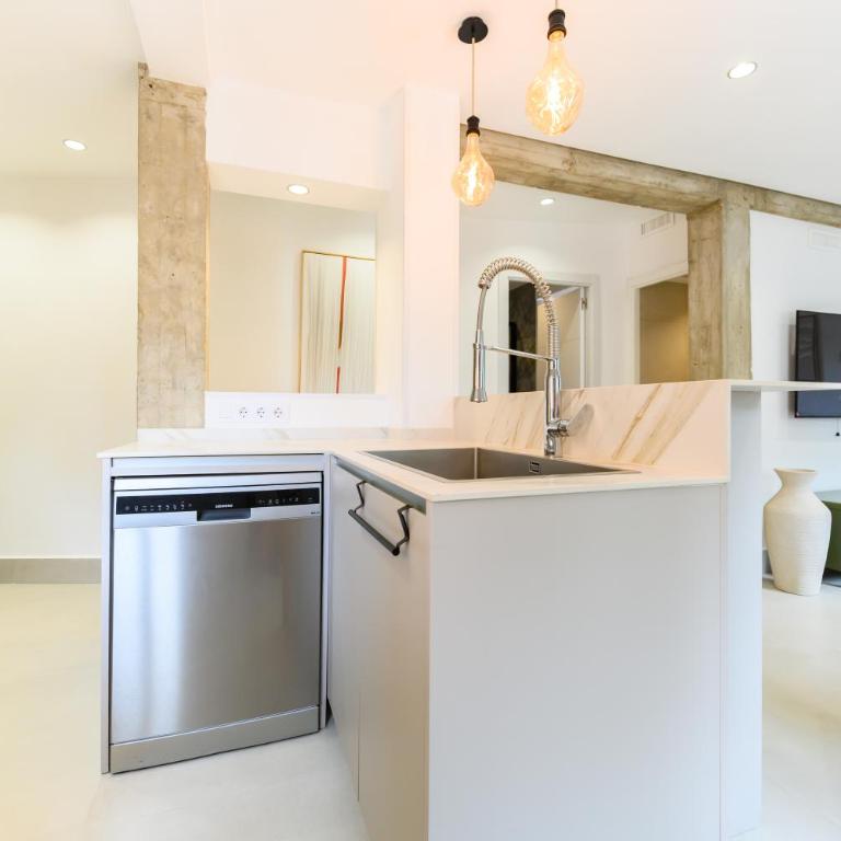 COL164B - Piso de 2 dormitorios en Chamartín, Madrid - Alquiler temporal - Apartamento de 2 dormitorios - 14