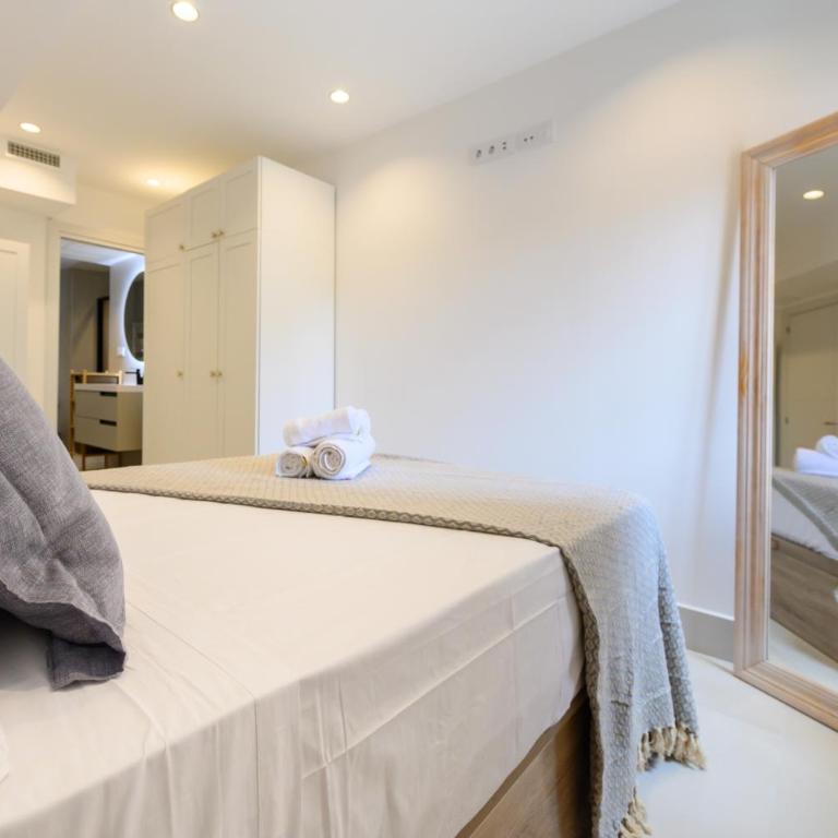 COL164B - Piso de 2 dormitorios en Chamartín, Madrid - Alquiler temporal - Apartamento de 2 dormitorios - 45