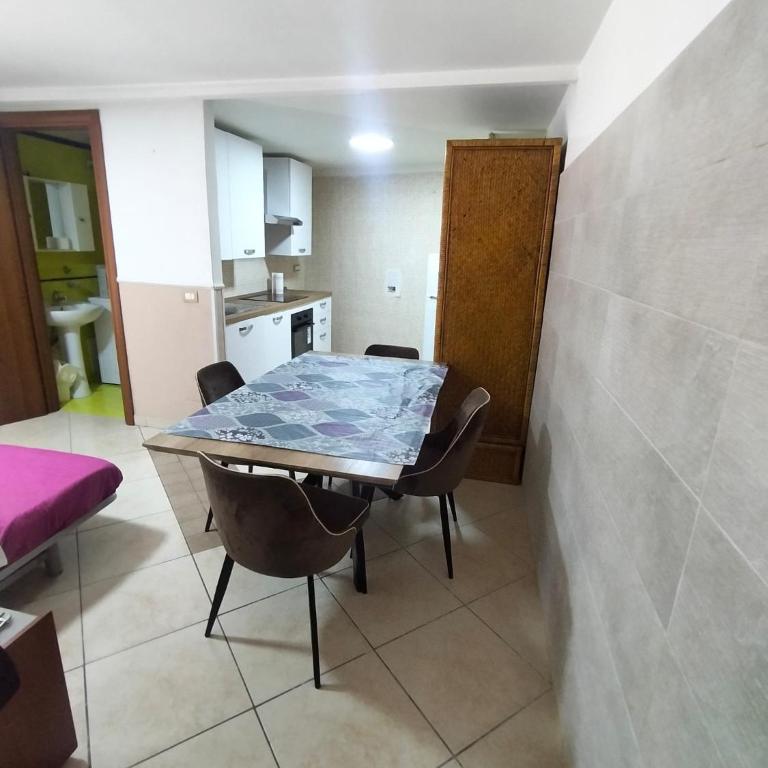 Appartamento STABIAE Centrale - Case Vacanze - Appartamento con 1 Camera da Letto - 1
