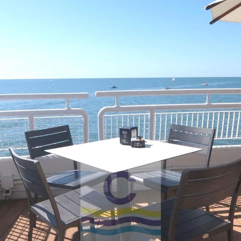 Villa Mucci - Appartamento Deluxe con 2 Camere da Letto e Vista Oceano - 4