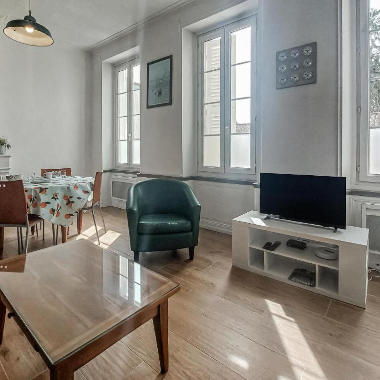 Amazing Apartment In La Rochelle With Wifi - Appartement 1 Chambre - 2
