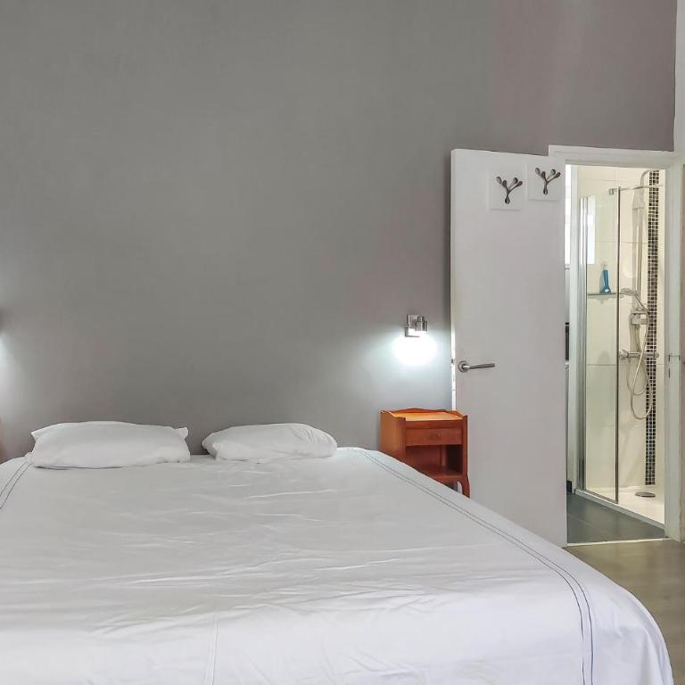 Amazing Apartment In La Rochelle With Wifi - Appartement 1 Chambre - 8