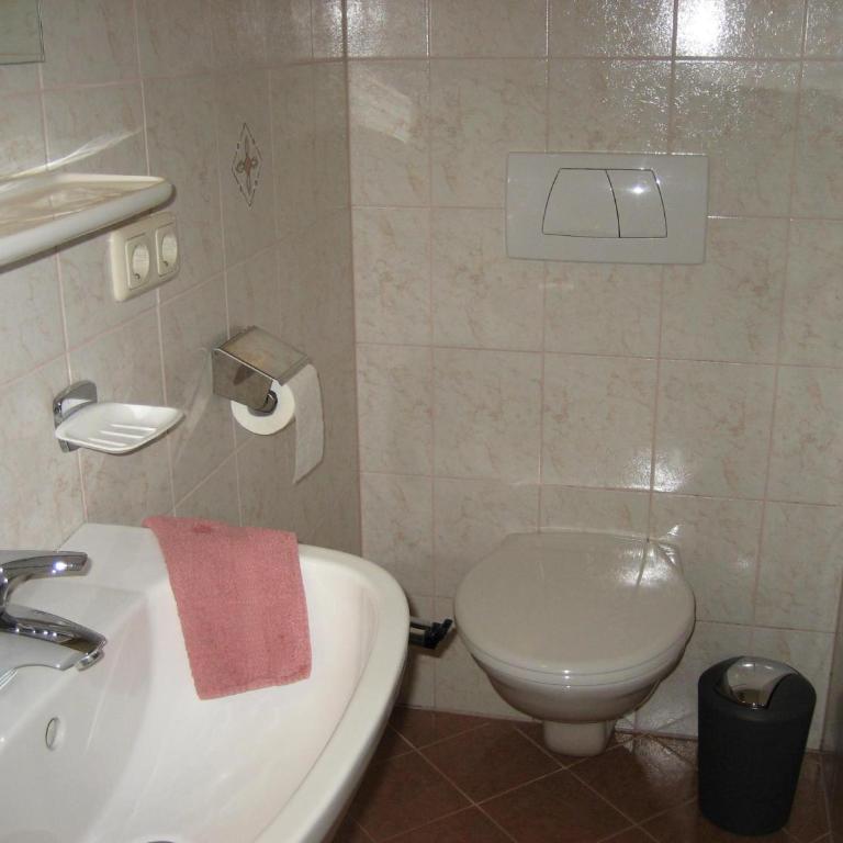 Bahlerhof - Luxner Annelies - Two-Bedroom Apartment with Shower - 9
