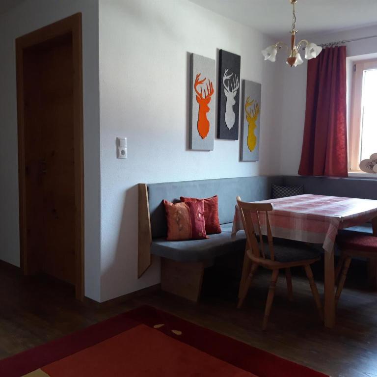 Bahlerhof - Luxner Annelies - Two-Bedroom Apartment - 3