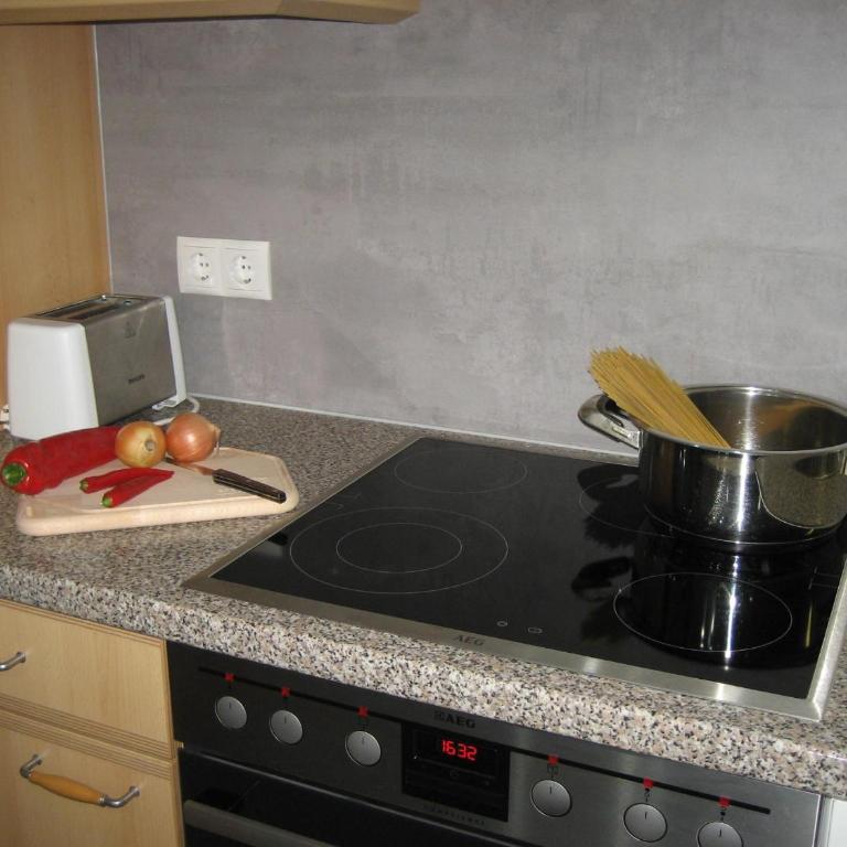 Bahlerhof - Luxner Annelies - Two-Bedroom Apartment - 5