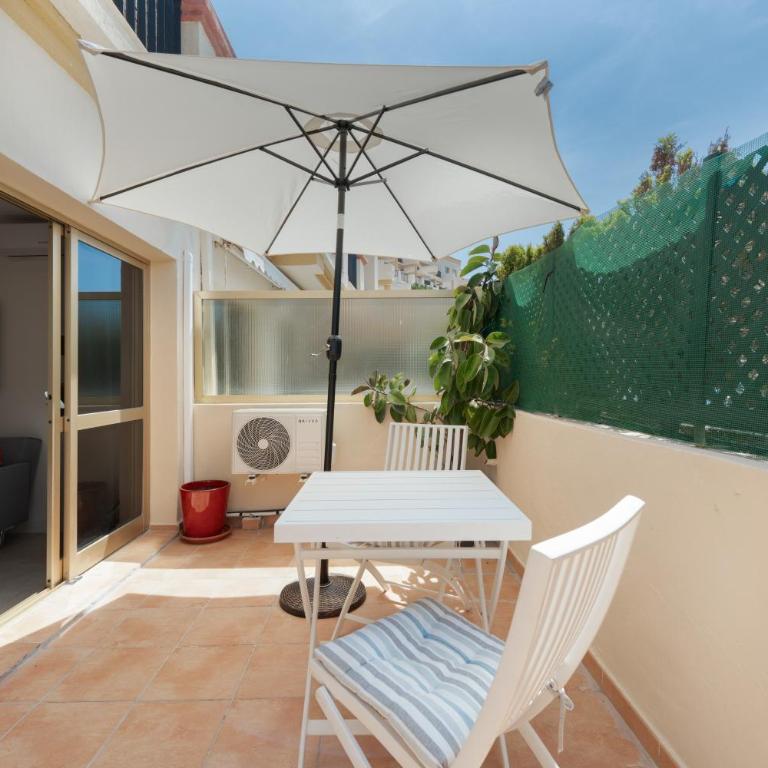 Planta Baja con Piscina Marbella - Estudio con terraza - 12