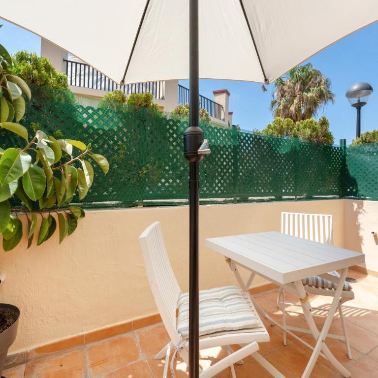 Planta Baja con Piscina Marbella - Estudio con terraza - 23