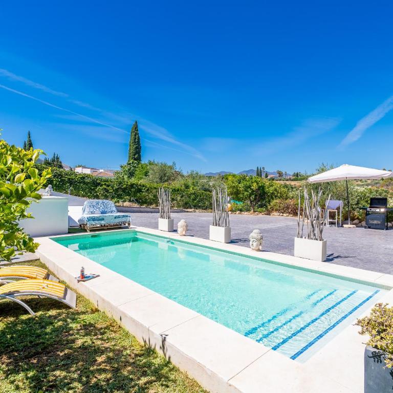 Cubo's Coco Rural House & Pool - Ferienhaus - 3