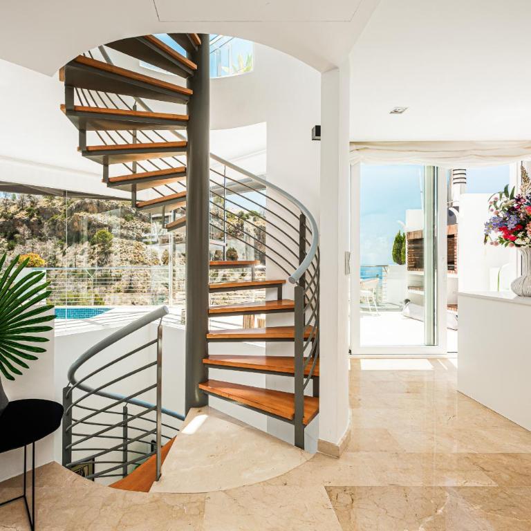 AlteArt by Holuxe - Three-Bedroom Vacation Home - 10
