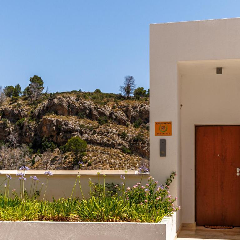 AlteArt by Holuxe - Three-Bedroom Vacation Home - 40