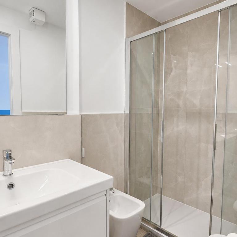 Glicini 2 - Comfort Apartments - Monolocale con Balcone - 3
