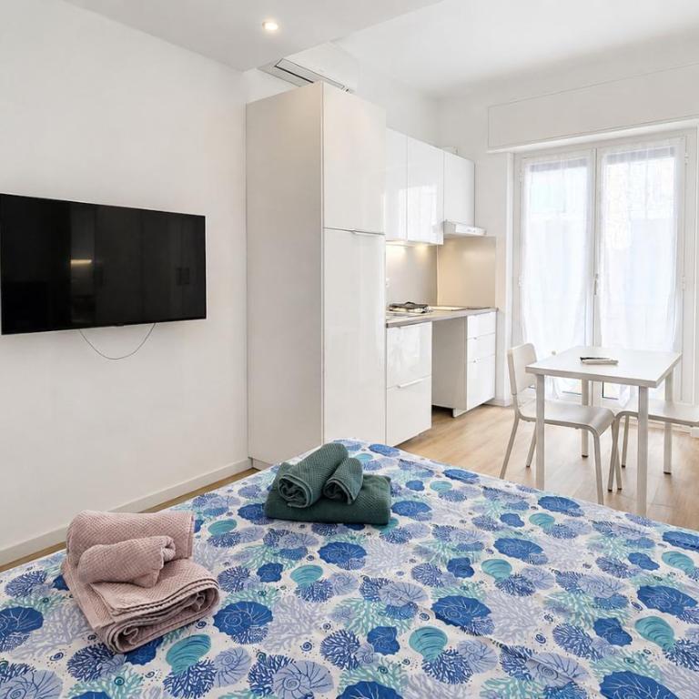 Glicini 2 - Comfort Apartments - Monolocale con Balcone - 4