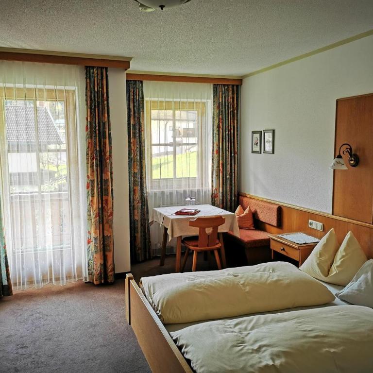 Balthasarhof, Haus - Doppelzimmer mit Dusche - 6