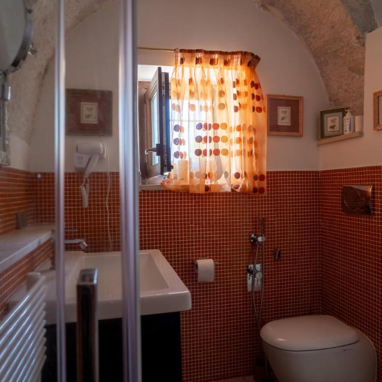 I Trulli di Anna - Camera Matrimoniale con Bagno Privato - 17