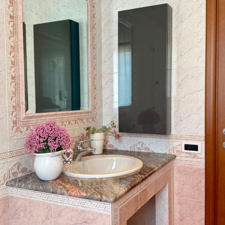 Casa Ada - Two-Bedroom Standard Apartment - 17