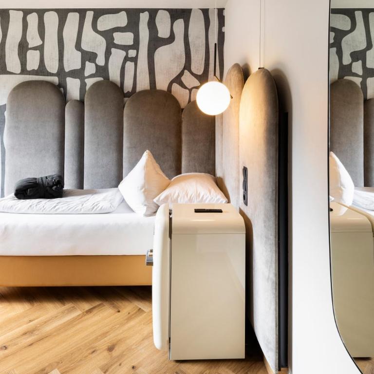 MyGoodLife Hotel & Bar - Deluxe Einzelzimmer mit Balkon - 2