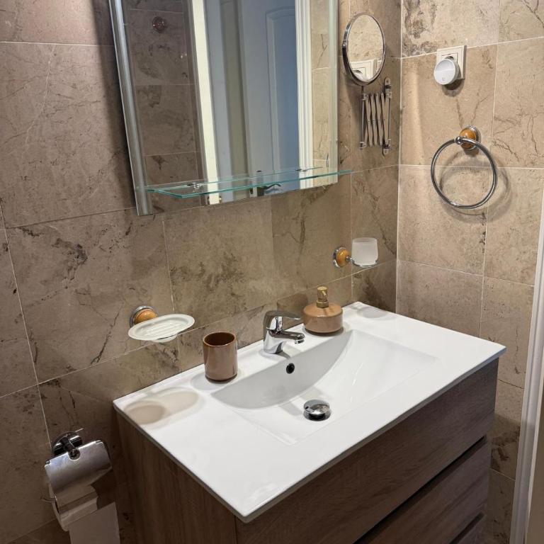 Apartamento con Piscina a Pasos del Mar - Appartamento Attico - 34