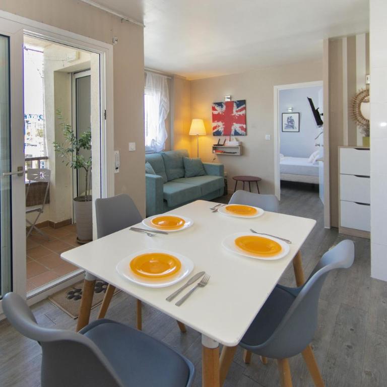WELCS APARTAMENTO 396 EMP en el puerto de Roses - Apartamento - 3