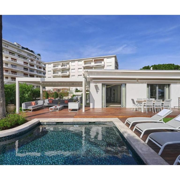 Prestigious Private Pool Villa in Pointe Croisette, Cannes - Villa avec Piscine Privée - 1