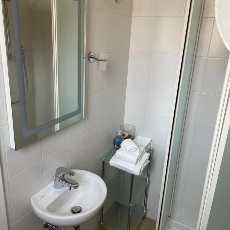 B&B Interno19 - Camera Singola con Bagno Privato - 5