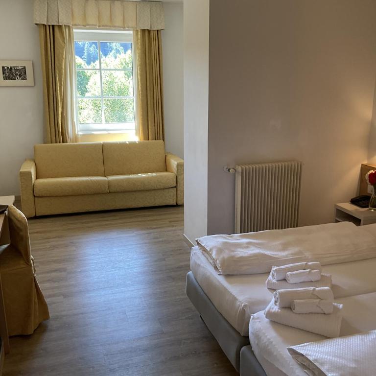 Alpen Eghel Resort & SPA - Camera Quadrupla Standard - 3
