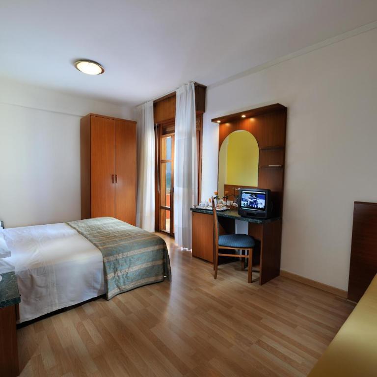 Hotel Bembo - Camera Matrimoniale Comfort - 4