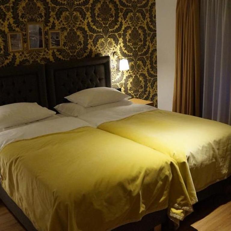 Hotel Walliserhof Zermatt - Comfort Dreibettzimmer - 1