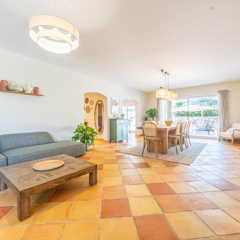 Renovated Provençal Villa with Garden - Antibes - Villa Supérieure - 10