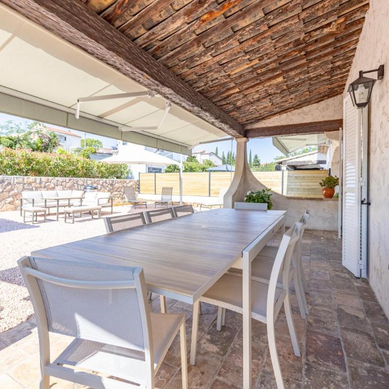 Renovated Provençal Villa with Garden - Antibes - Villa Supérieure - 9
