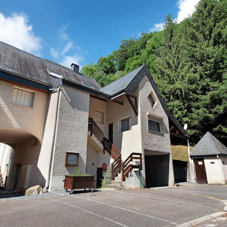 Séjour Montagne Tout Confort - Appartement Supérieur - Vue sur Ville - 1