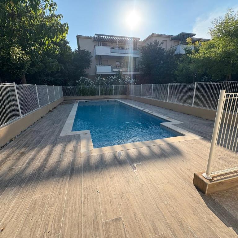 Appartement dans résidence sécurisée avec piscine de résidence - Appartement 1 Chambre de Luxe - Vue sur Jardin - 6