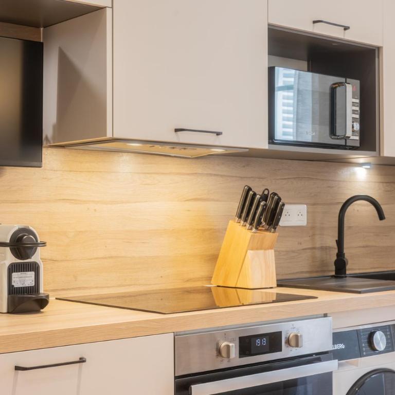 Appartements 1 Chambre avec Climatisation - Centre Ville - One-Bedroom Apartment - 5