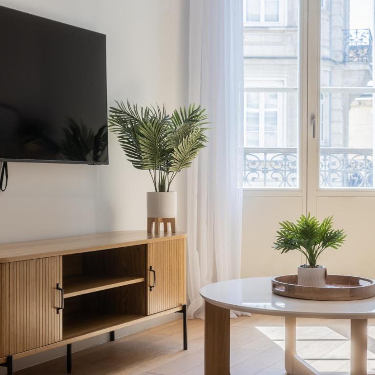 Appartements 1 Chambre avec Climatisation - Centre Ville - One-Bedroom Superior Apartment - 9