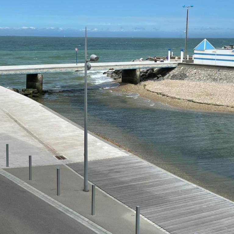 Appartement Wimereux "les pieds dans l'eau", parking, wifi - Appartement - Vue sur Mer - 1