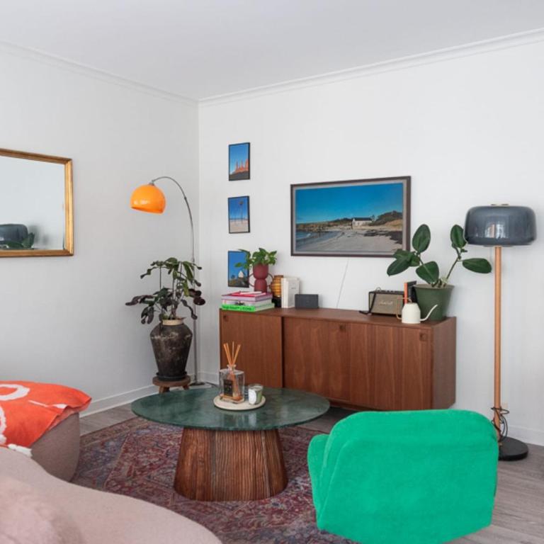 Charming family T4 with balcony in the 11th - Apartamento - 1