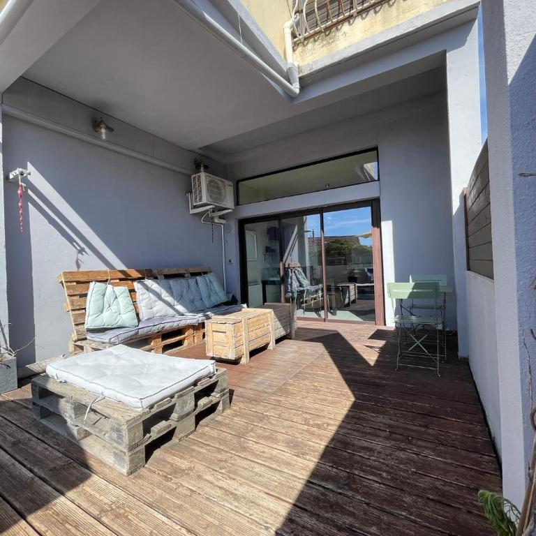 Écrin Urbain -Terrasse -wifi -Clim -Proche centre - Two-Bedroom Apartment with Terrace - 16
