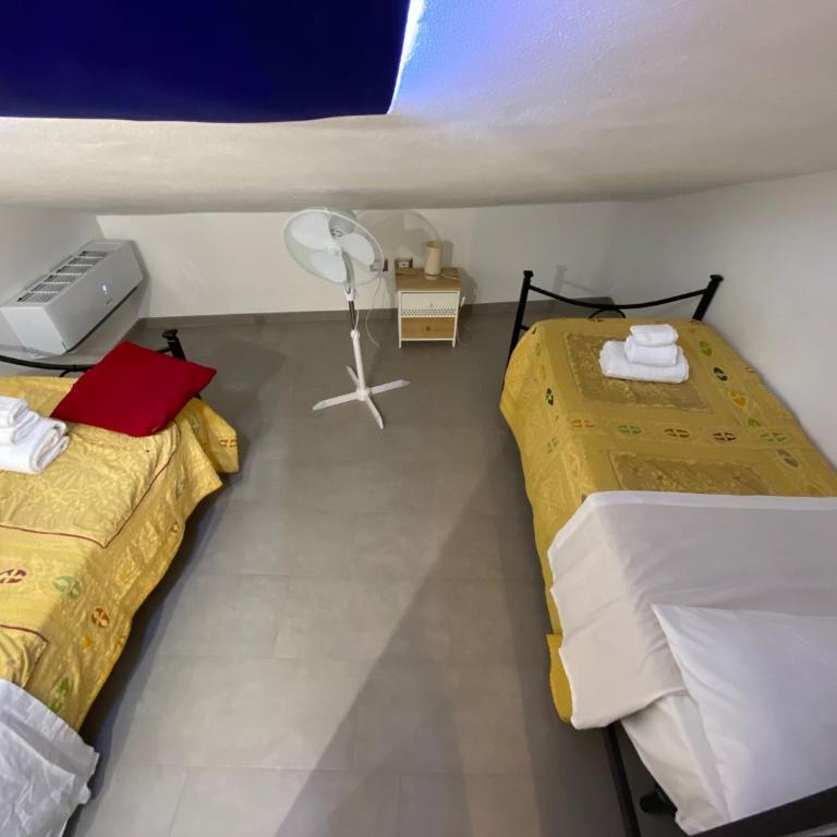 Appartamento dietro il lungomare fra le due baie, fino a 8 posti letto - Appartamento su 2 Livelli - 15