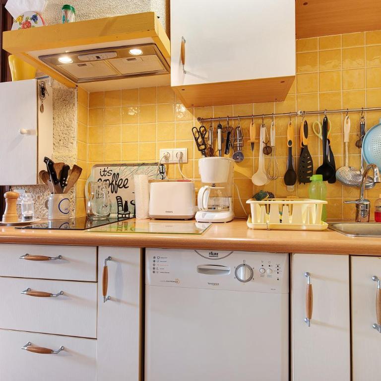 Séjour Montagne Tout Confort - Appartement Supérieur - Vue sur Ville - 2