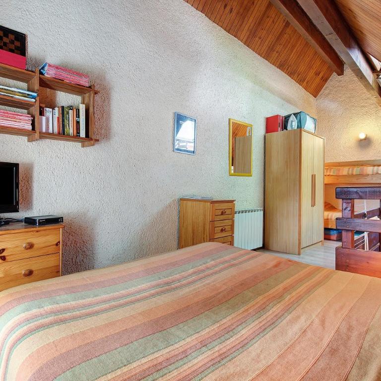 Séjour Montagne Tout Confort - Appartement Supérieur - Vue sur Ville - 12