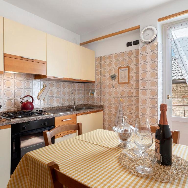 Casa Heidi - Appartamento Deluxe con 2 Camere da Letto e Vista Giardino - 1