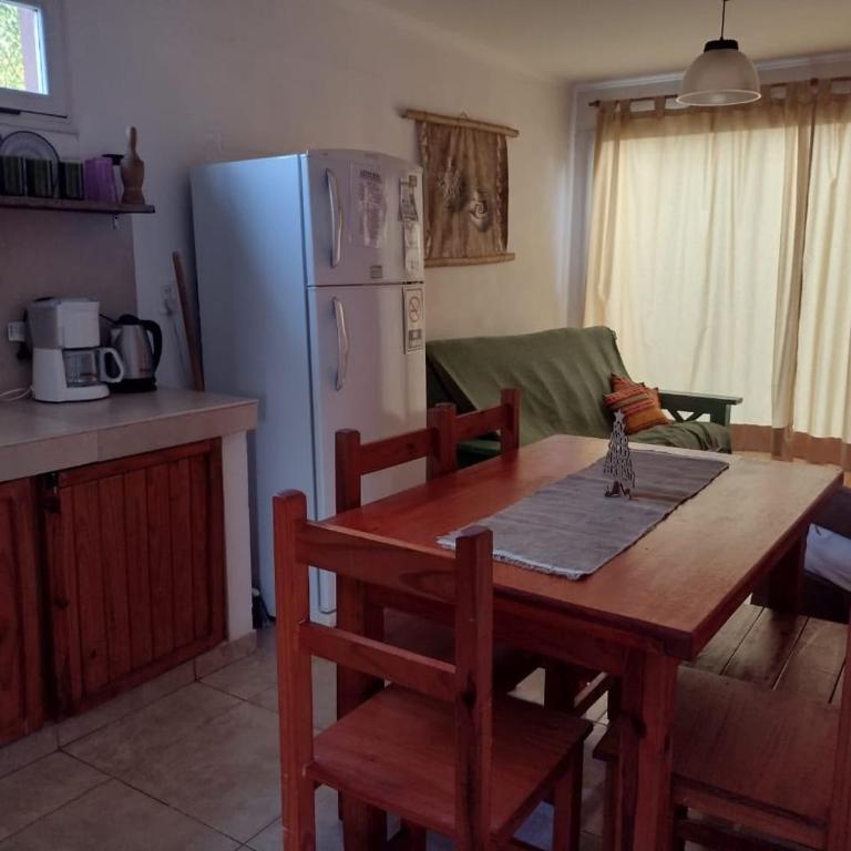 Huaycamar - Two-Bedroom House - 8