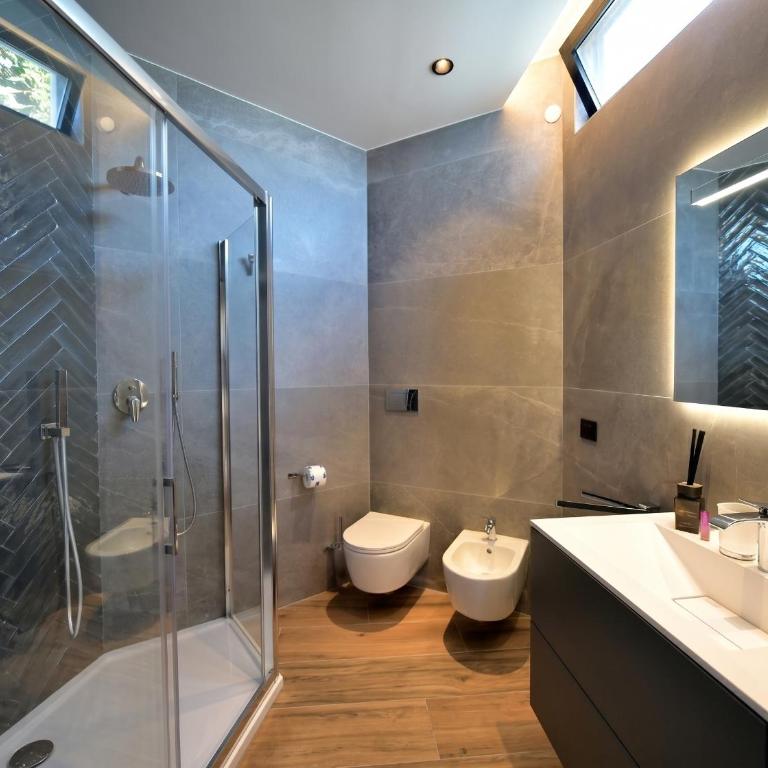 Mira Suite - Suite Deluxe con Vasca Idromassaggio - 3