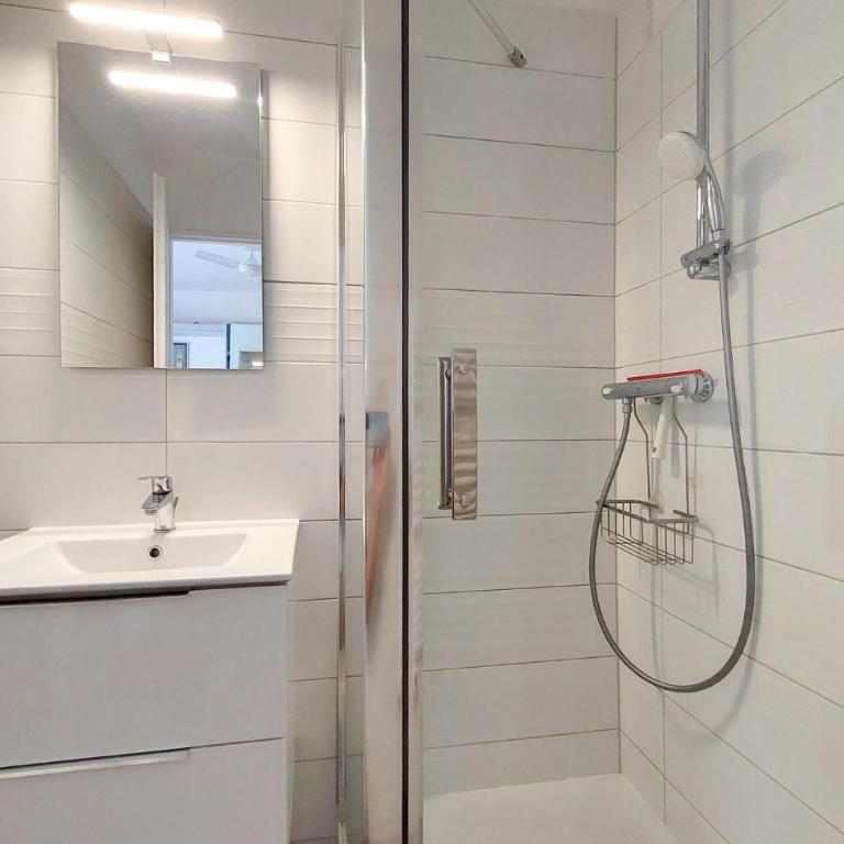Studio Piscine Proche Plage - Apartment mit Balkon - 7
