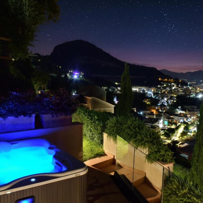 Mira Suite - Suite Deluxe con Vasca Idromassaggio - 37