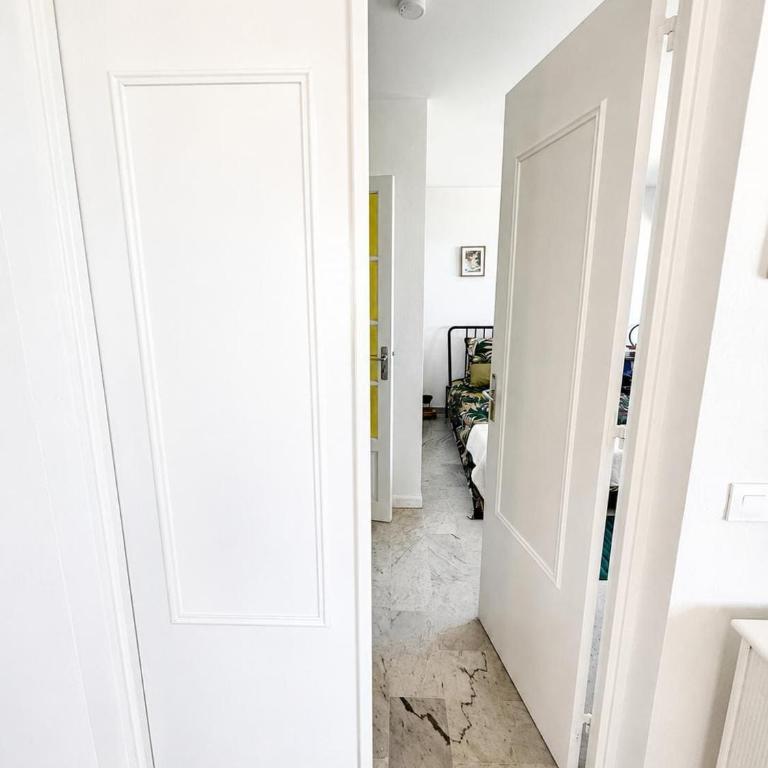 Appartement de 92 m2 climatisé face à la mer avec garage - Apartment mit 3 Schlafzimmern - 12