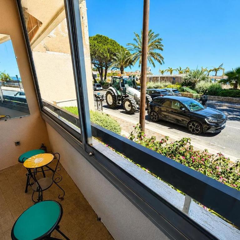Appartement de 92 m2 climatisé face à la mer avec garage - Apartment mit 3 Schlafzimmern - 19