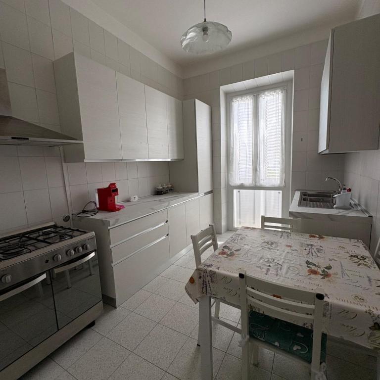 Silvi s Paradise - Three-Bedroom Apartment - 2